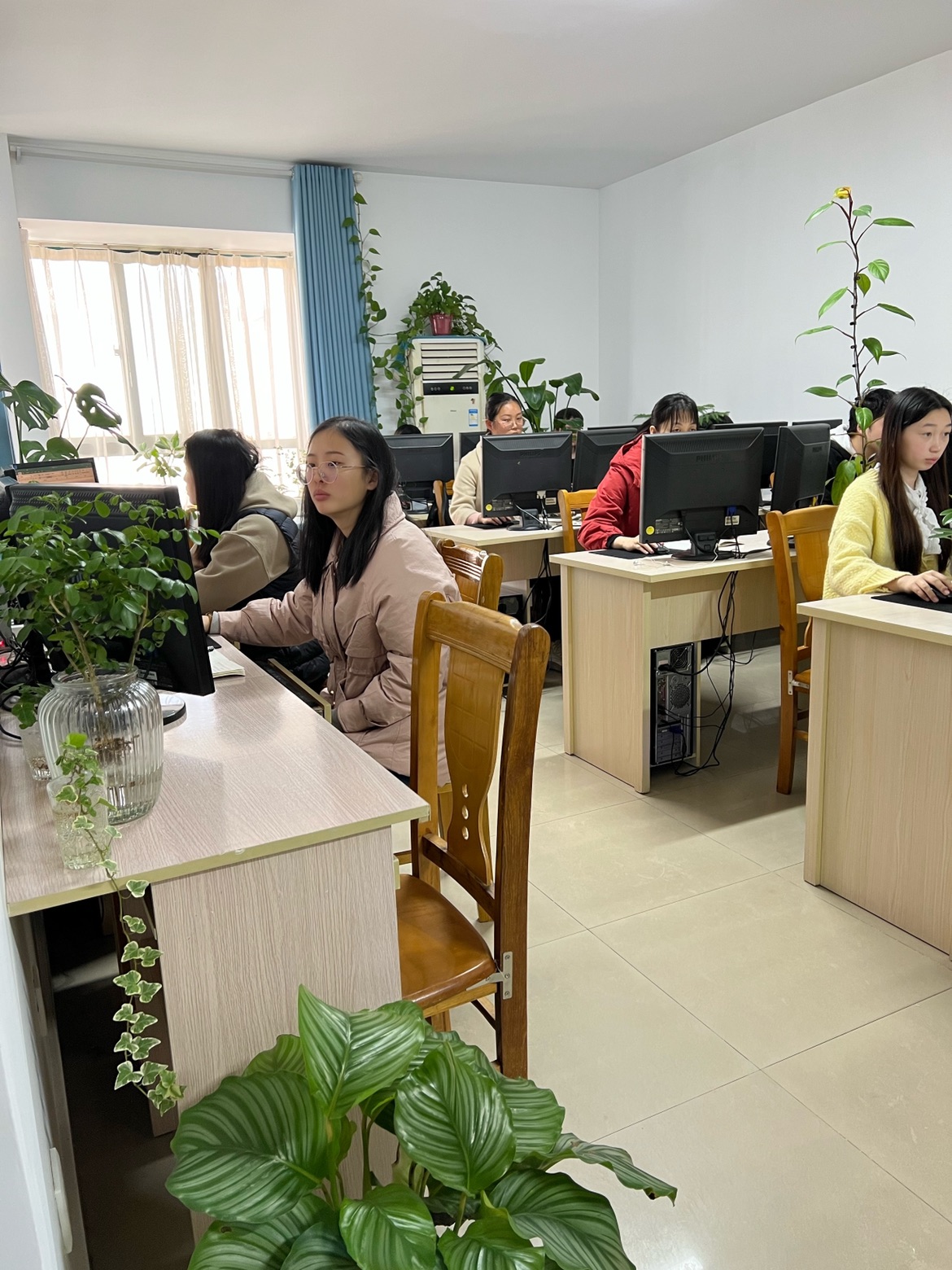 设计培训与教育咨询的双赢之道 创新服务与持续学习的关键步骤